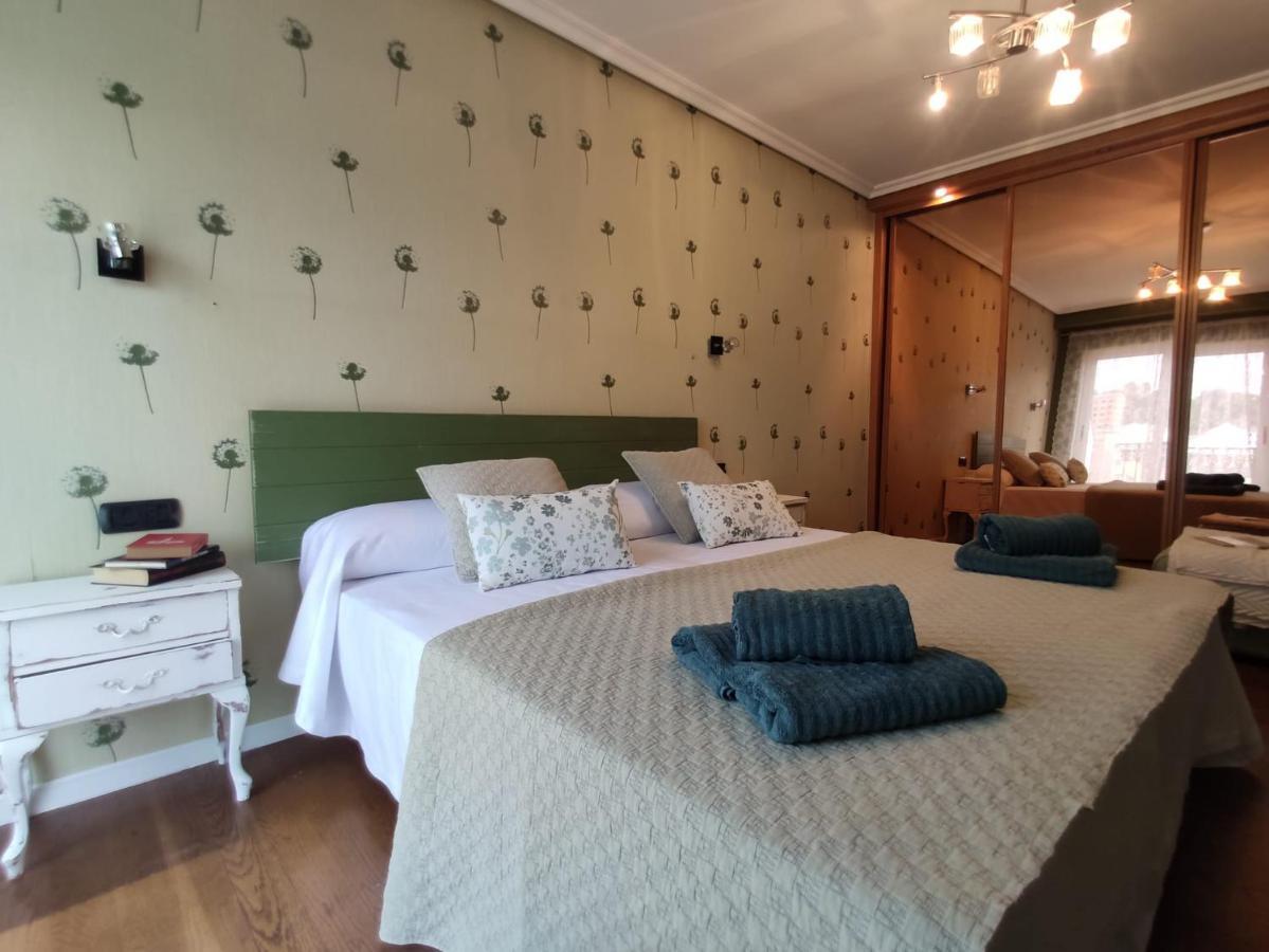 Atico Matias Lopez Apartman Sarria Kültér fotó